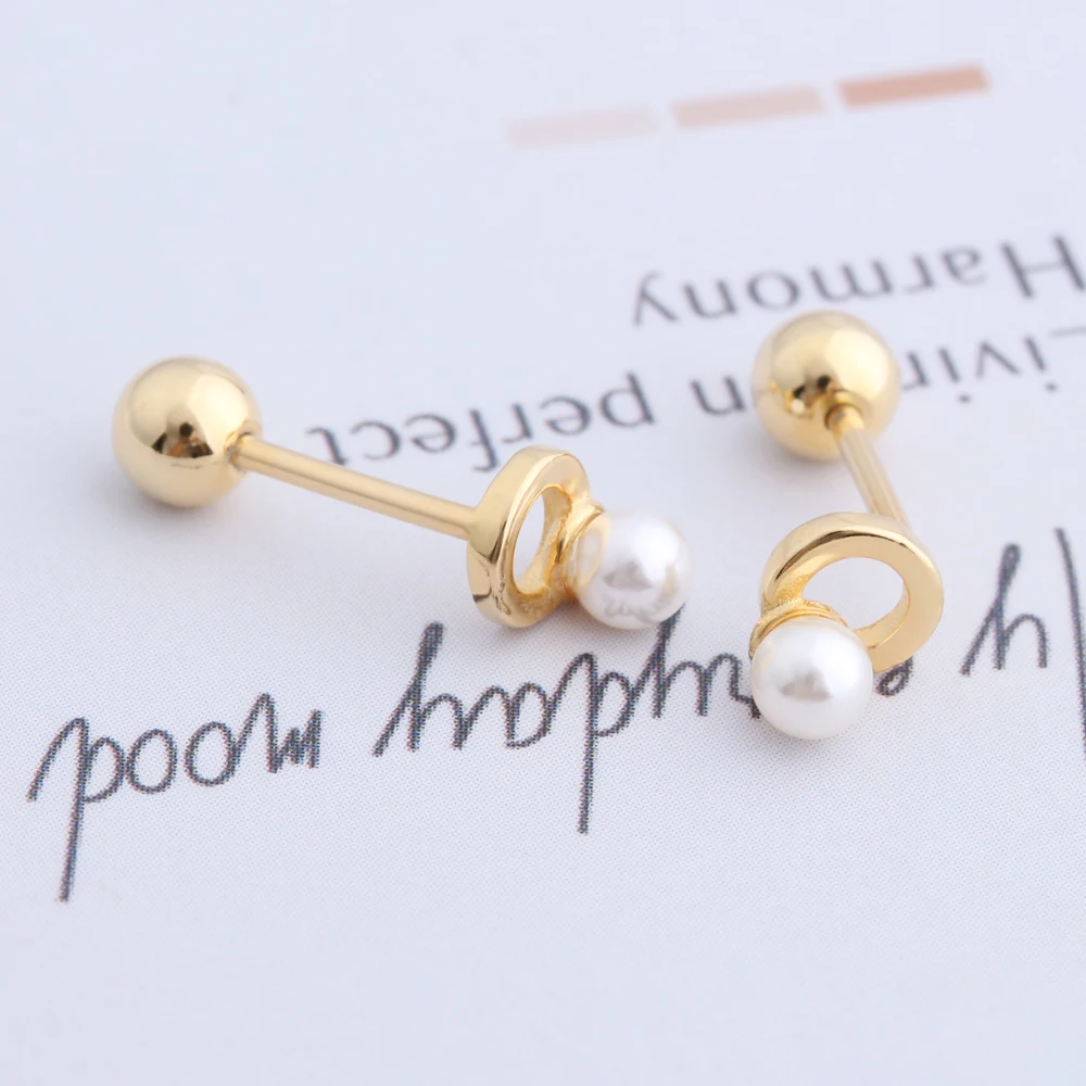 

925 Sterling Silver Gold Plated Pearl Ear Piercing Tragus Cartilage Earrings