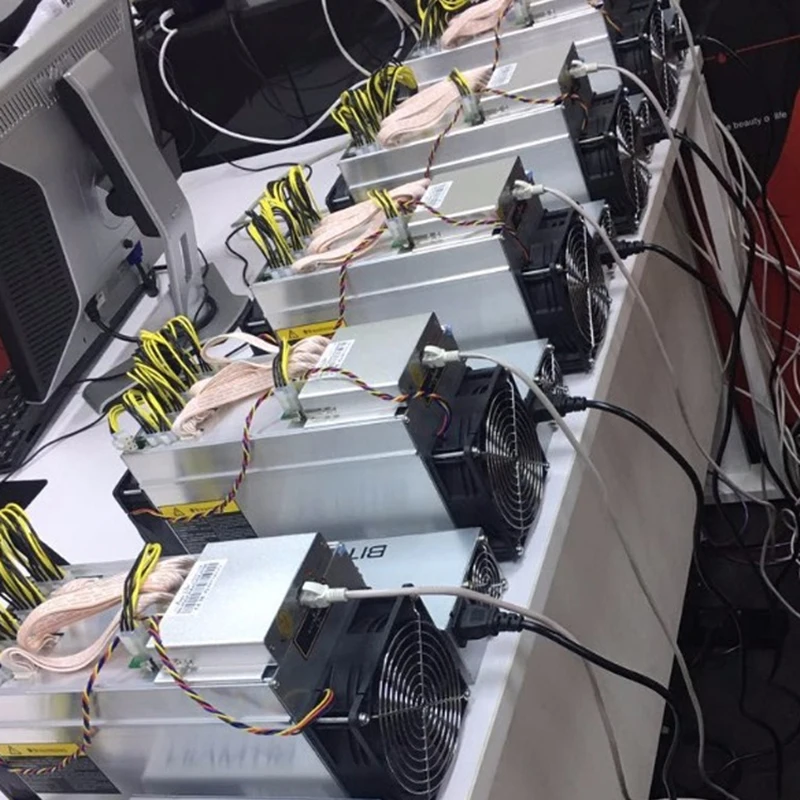 

Ready to Ship Used L3+ Antminer L3 LTC Miner 504Mh/s with Power Supply Unit in Good Condition Hosting Mining