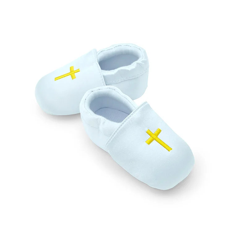 
Good quality baby moccasin shoes cross embroidery baby crib shoes baptism shoes 