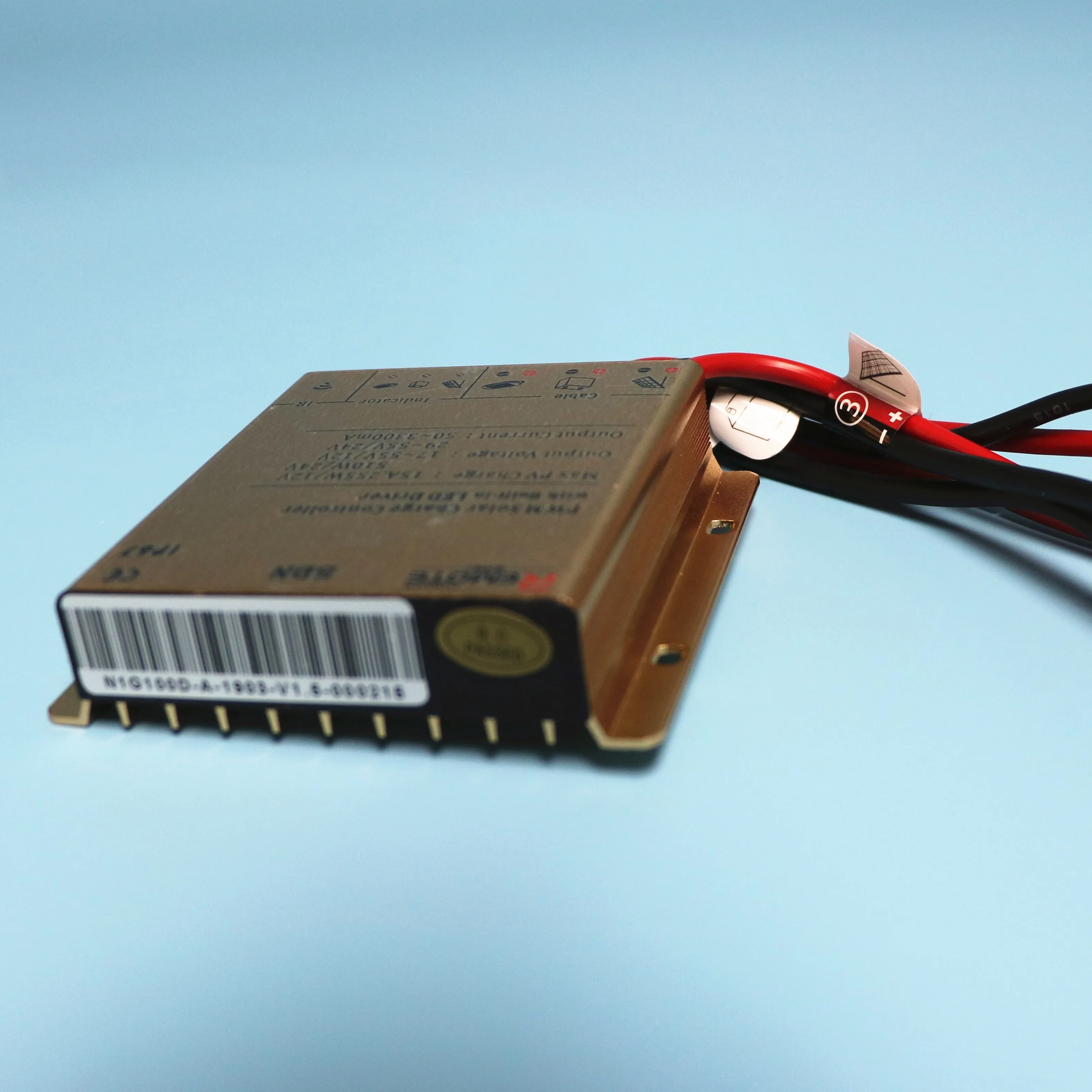 
PWM intelligent solar battery lithium regulator charger controller for solar led light 