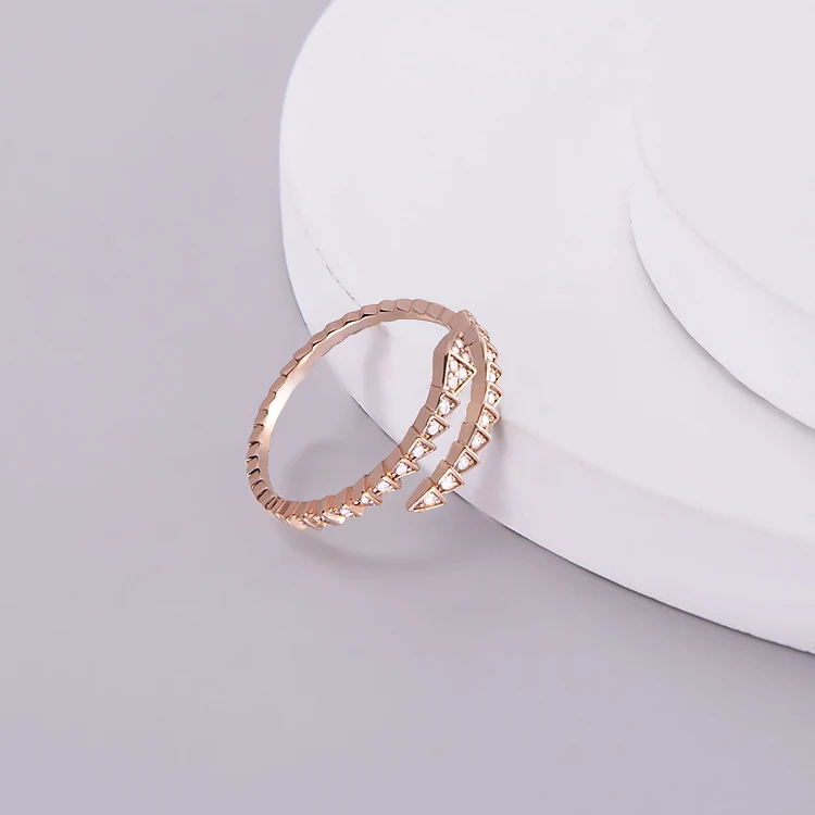

YR10029 Italina Factory Fashion Design Brass Cubic Zirconia Rose Gold Plated Snake Shaped Jewelry Ring Women, Gold color
