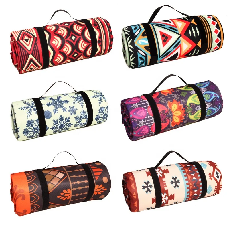

High Quality Blankets In Bulk Outdoor Portable Moving Waterproof Picnic Blanket, Multi color