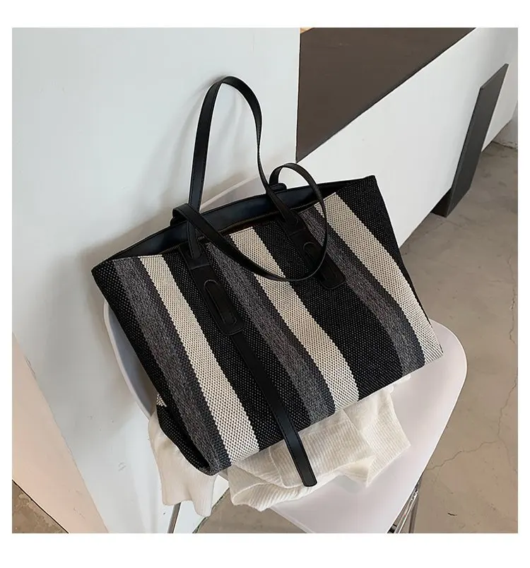 

Fashion Women's Multi-pocket Cotton Canvas Handbags Shoulder Bags Totes