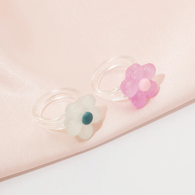 

Fashion Cute Transparent Pink White Flower Resin Acrylic Rings Wholesale INS Jewelry Korean Acrylic Bloom Flower Band Ring