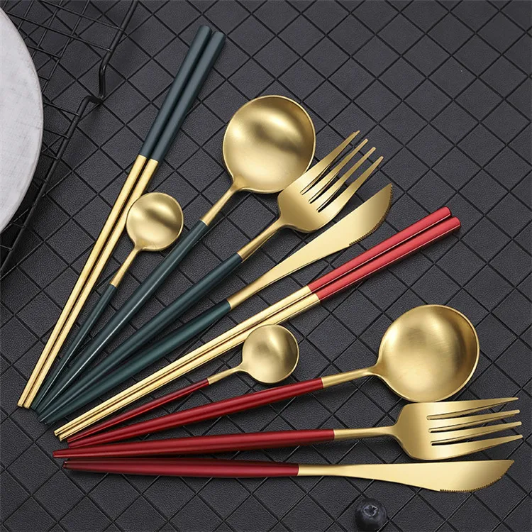 flatware set 5