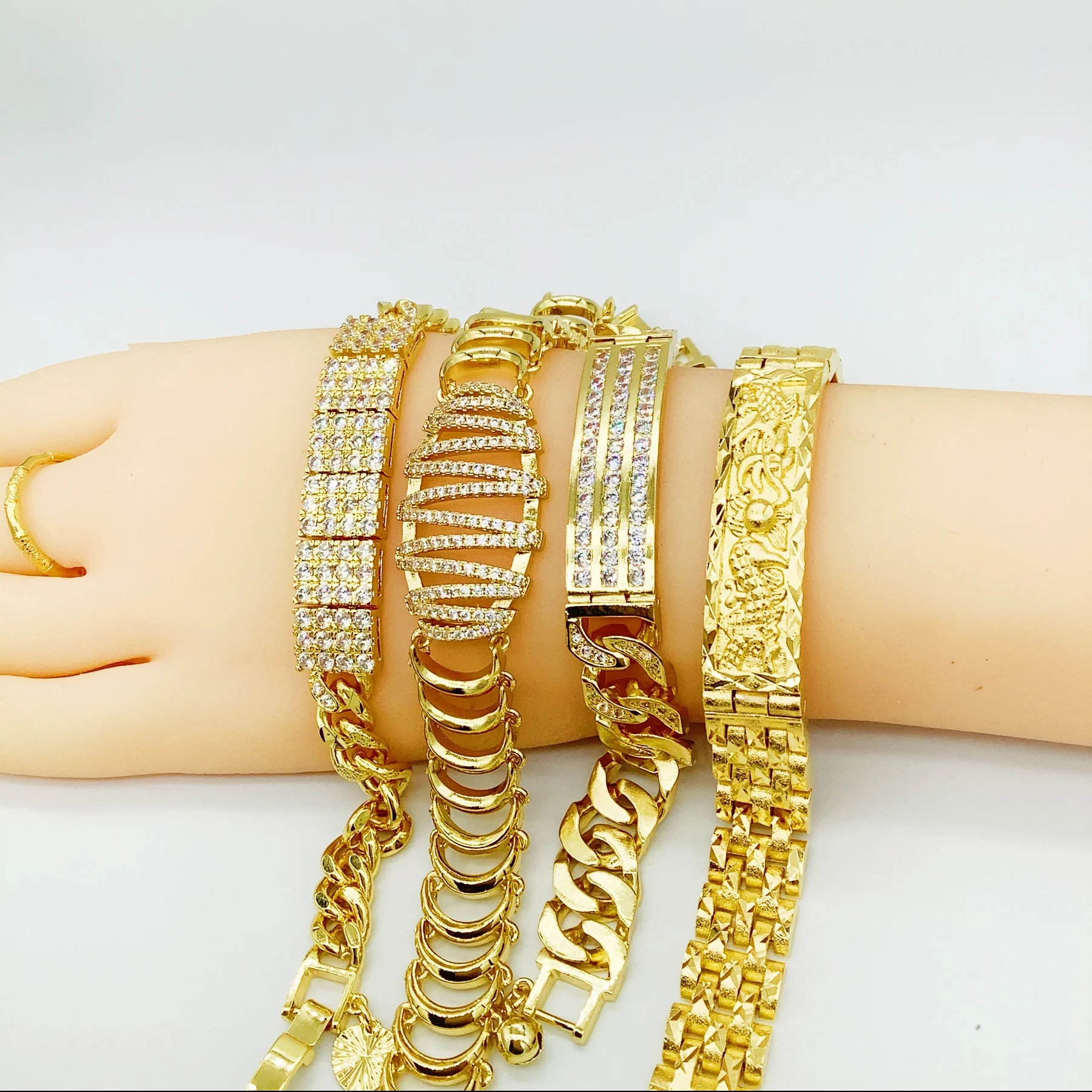 

New design simple thick jewelry chain bracelet, geometric women's jewelry bracelet, As shown