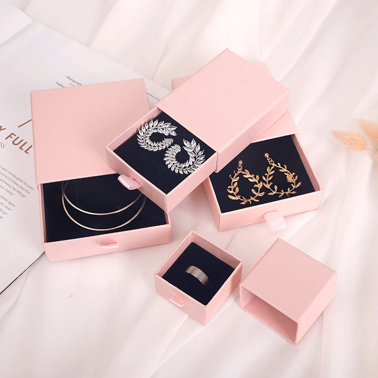 

High Quality Elegant Pearl Shiny Pink Drawer Side Open Jewelry Box Jewellery Package Logo Customization, Black / white / pink / pearl shiny pink / kraft papel