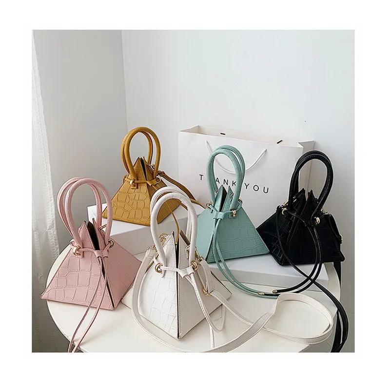 

Luxury Crocodile pyramid shape Handbag fashion Drawstring Evening Crossbody Bag, Black
