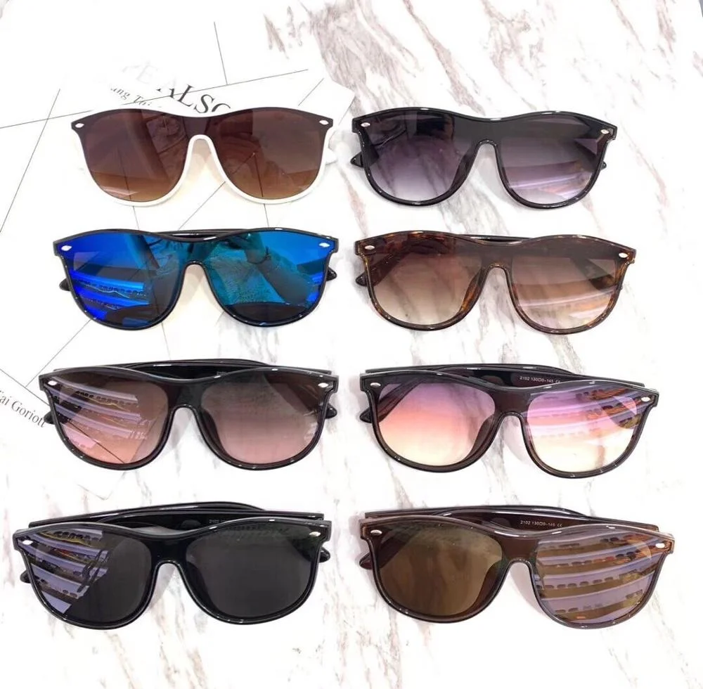 

New 2019 Women Retro Vintage Sunglasses Luxury Brand Eyewear oculos de sol, Pantone color