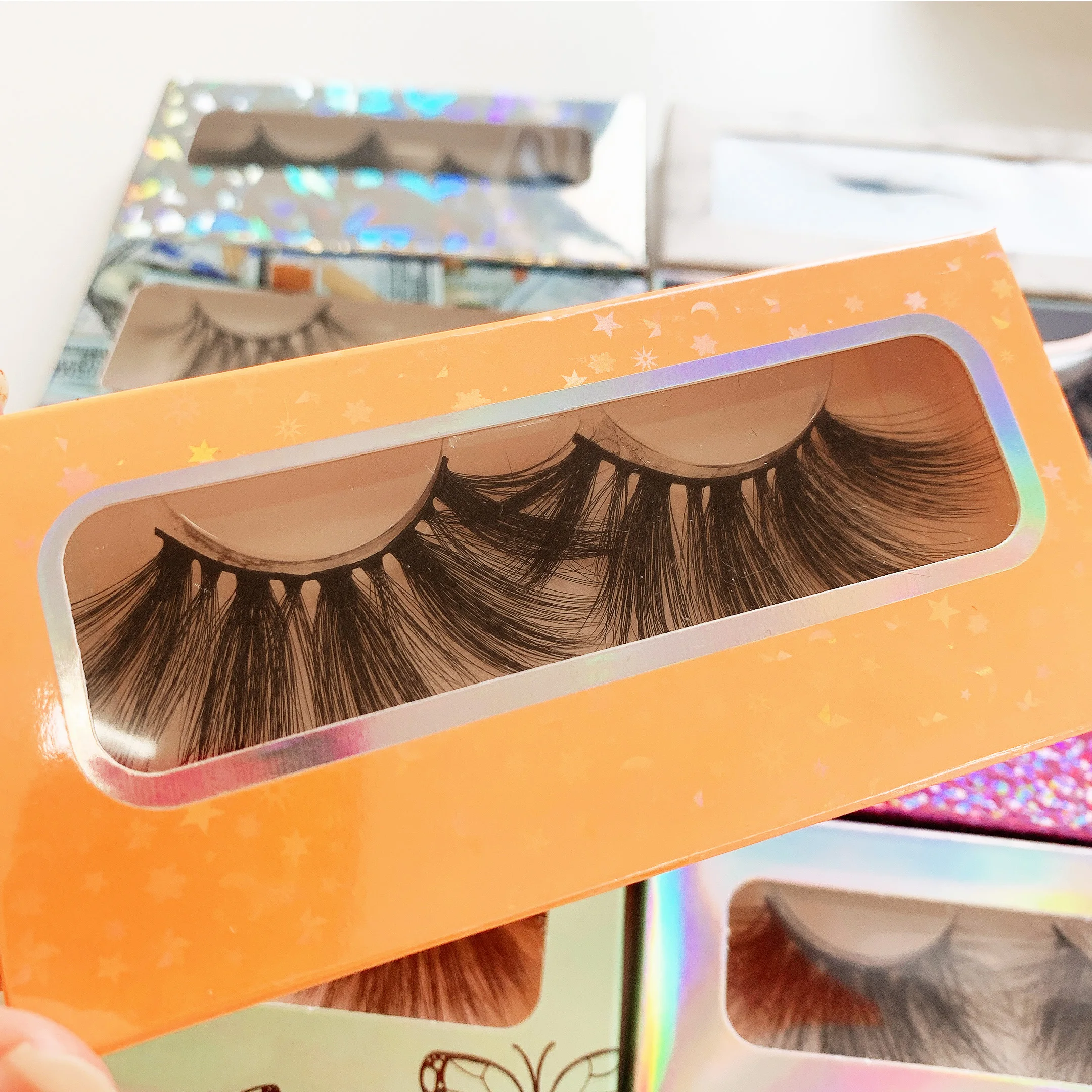 

Fluffy Mink Lashes 3d eyelash Wholesale Vendor Luxurious 20mm 22mm 25mm Mink strip Eyelashes, Black color