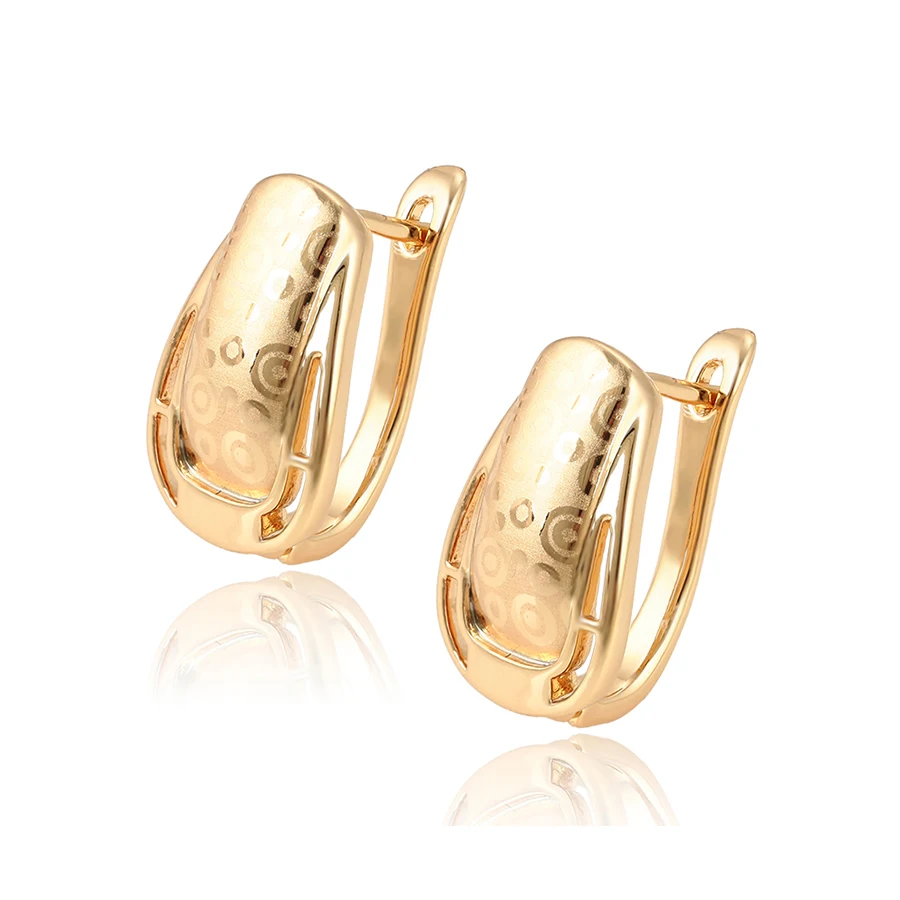 

95613 xuping personalized style hoop earring in 18k gold plated