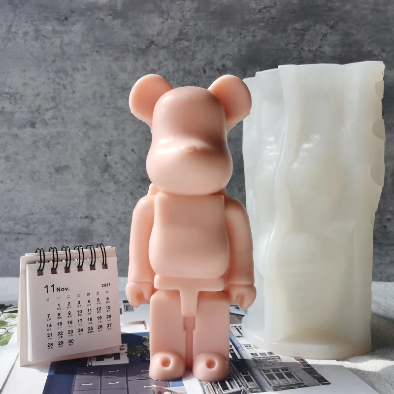 

J1133 New Design 3D Fashion Cartoon Violent Bear Figure Plaster Candle Mould Bearbrick Bear Candle Silicone Mold, White