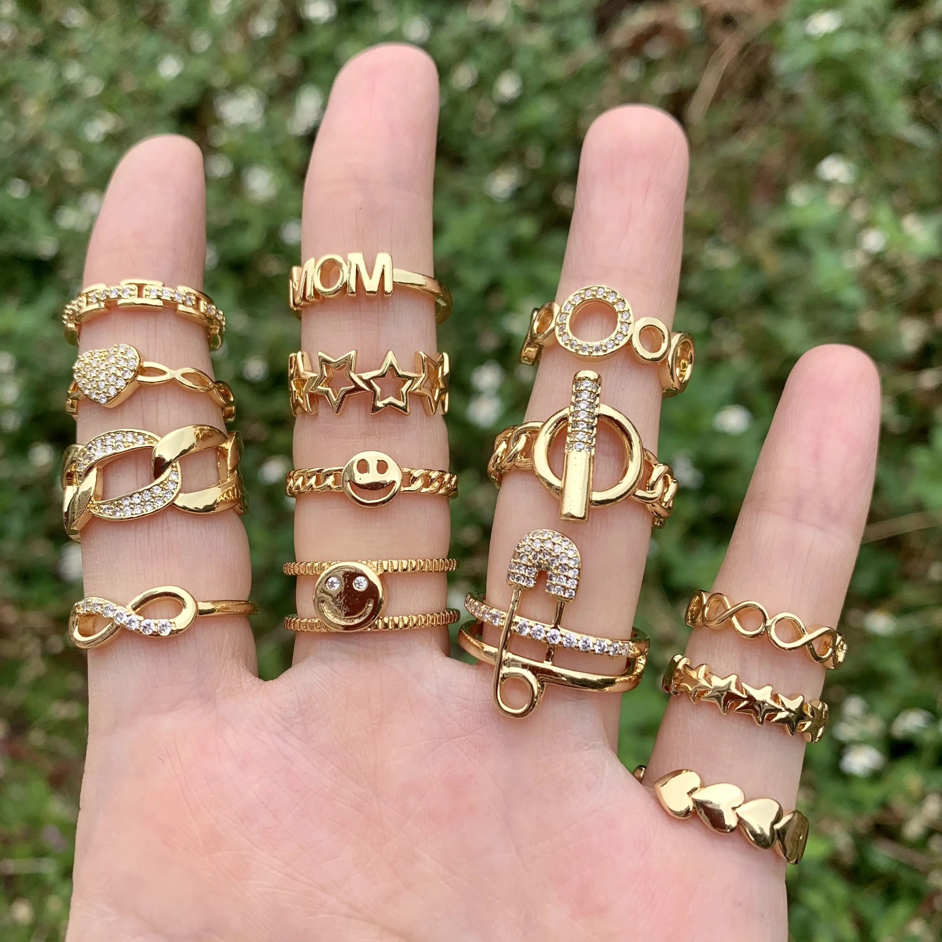 

LS-B1814 Gold plated ring crystal micro pave rings chain heart MAMA shaped women girls jewelry for gifts