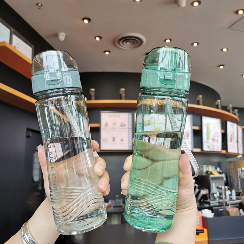 

520ml Outdoor Fashion Portable Plastic Water Bottle Large Capacity Business Sports Fitness Plastic Cup Space Cup Custom Logo, As picture