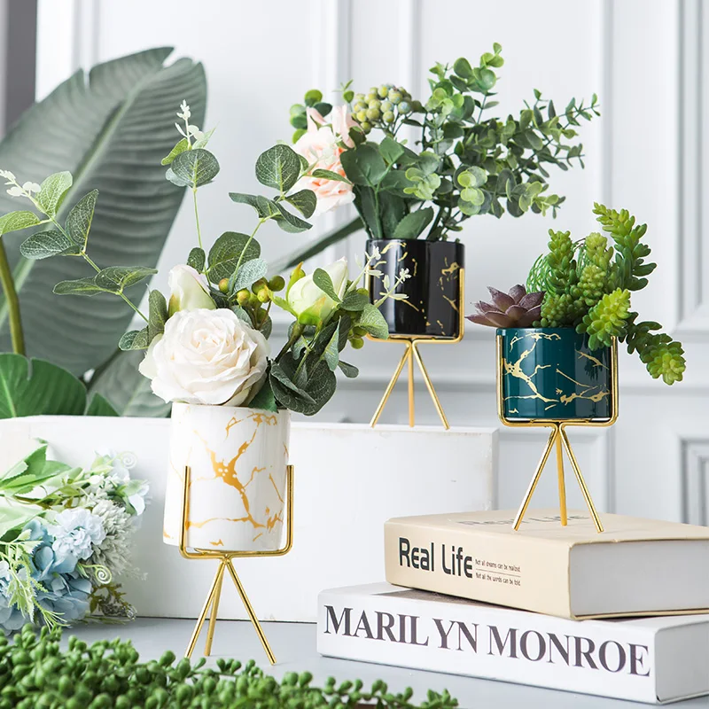 

Ins Nordic Style Ceramic Pot with Metal Stand Porcelain Succulent Plants Pot