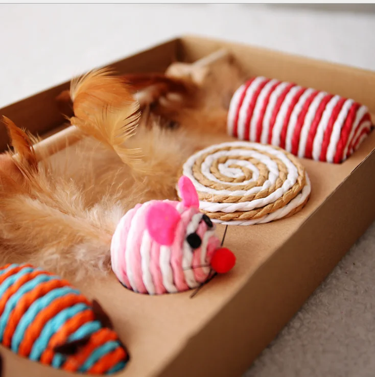 Custom Cute Wood 7 Sets Plush Cat Interactive Toy Play Wand Feather Cat