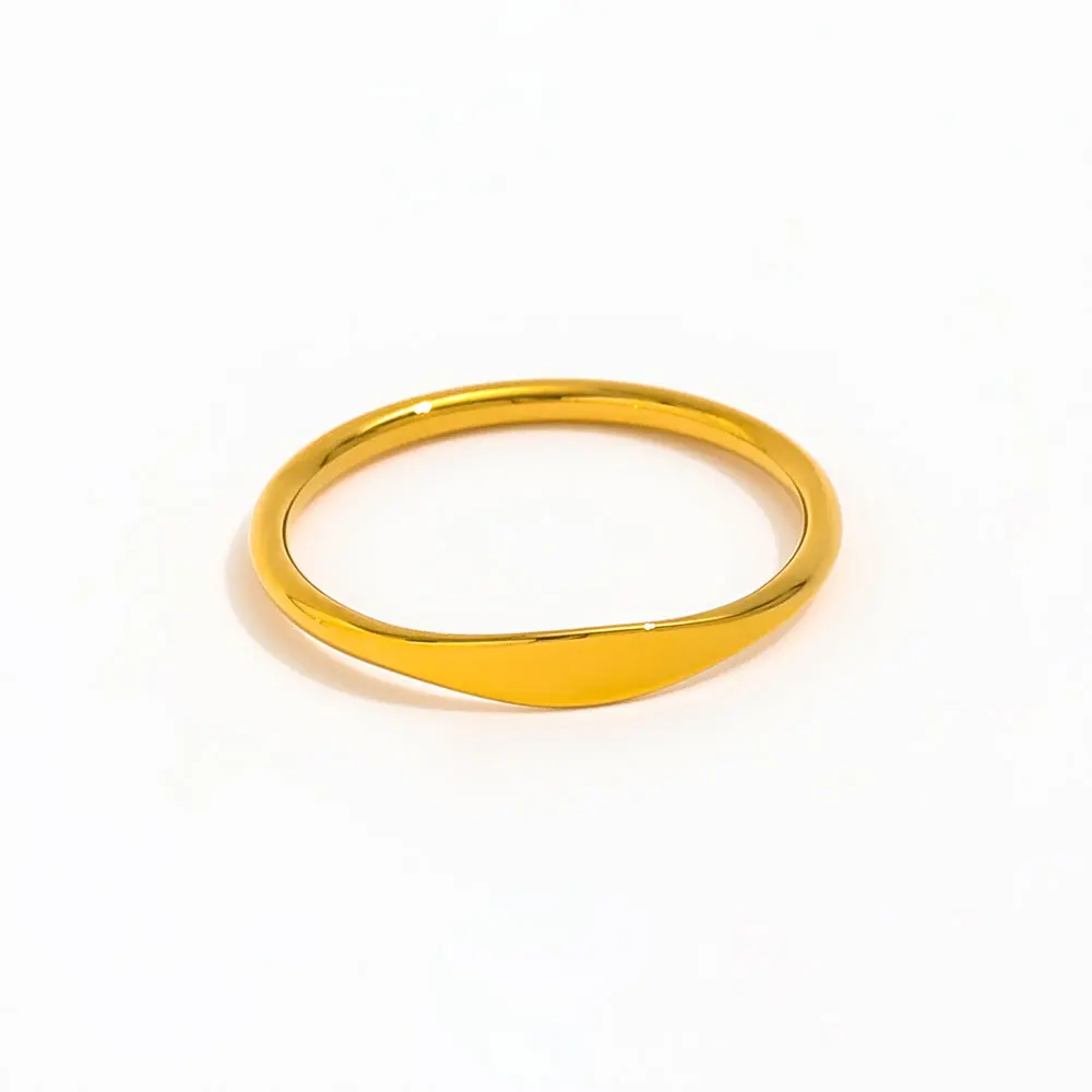 High End 18K Plain Flat Belt Dainty Rings Stainless Steel Trendy Simple Gold Plated Jewelry