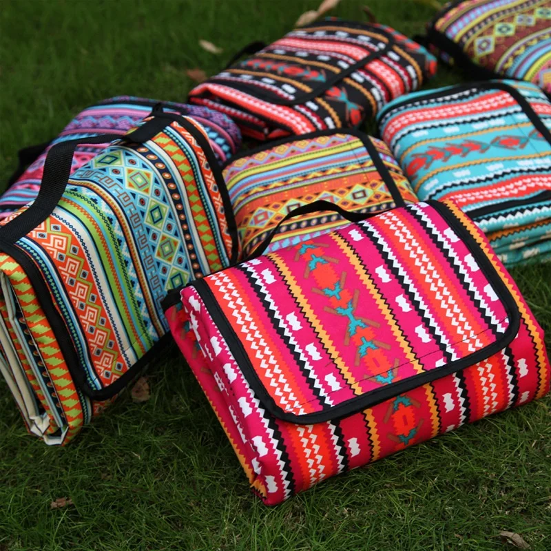 

Sand Proof Waterproof Picnic Blanket Tote Handy Picnic Mat Tote for Children Camping, Multi color
