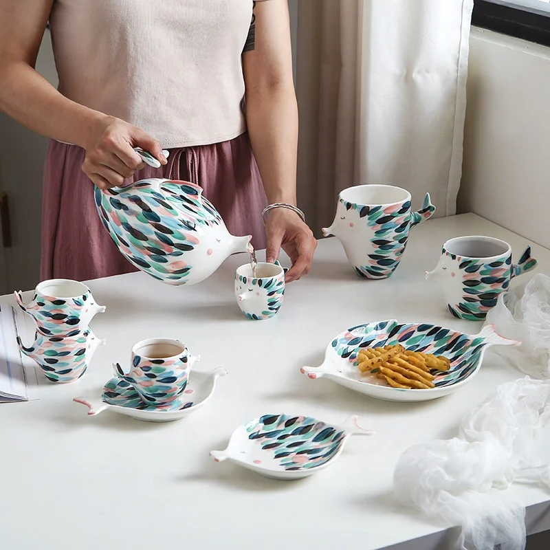 

Creative Fish Shaped Ceramic Tableware Set Cup Teapot Water Mug Dish Household Hand Painted Dinner Plate, White/blue/red
