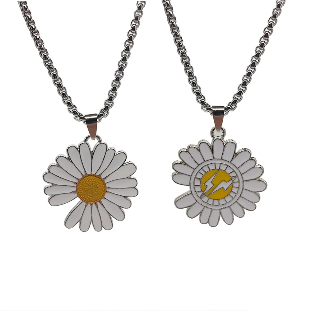 

Popular lightning Daisy stainless steel necklace Unisex hip hop sunflower Pendant Necklace, Silver