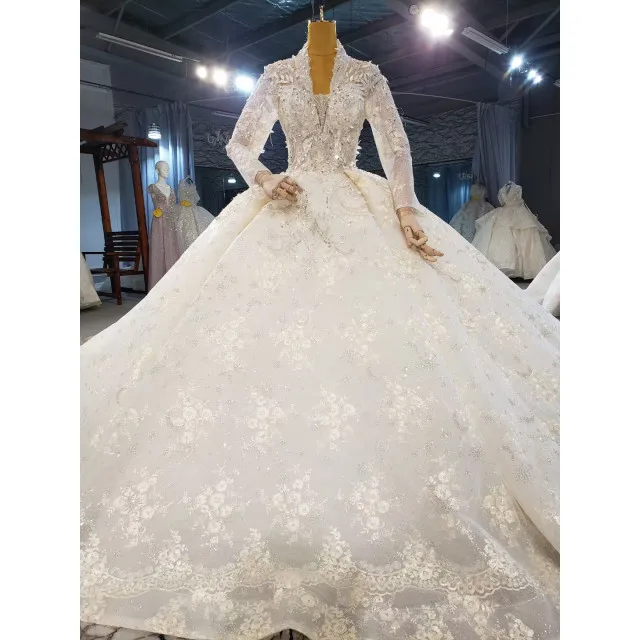 

Popular hot sale Vintage illusion gorgeous beaded bridal gown wedding dress with long sleeve, Custom made