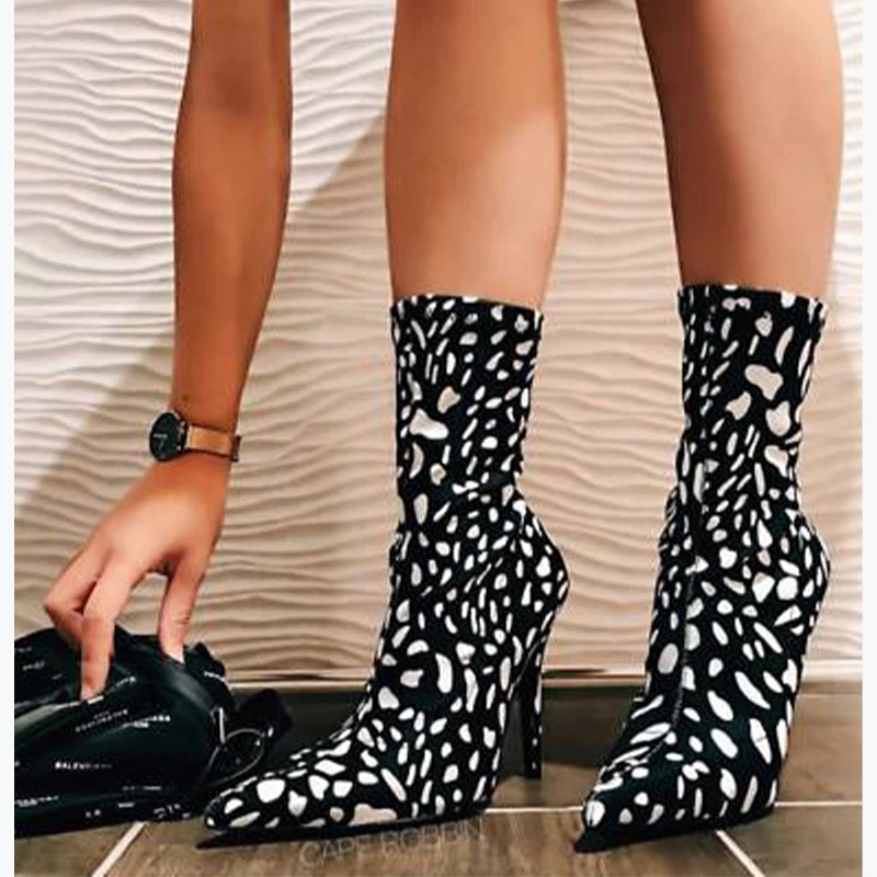 

Fashion trend European and American new slim high heel pointed snowflake autumn and winter women's Boots Size 40