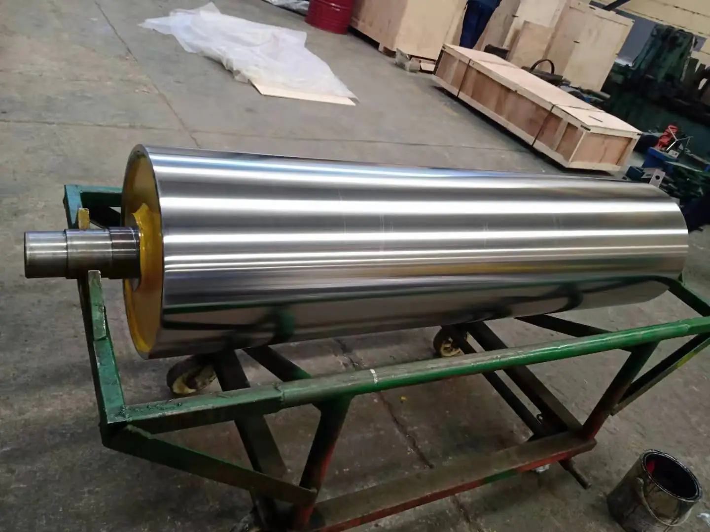 高品质大滚筒 45 # 无缝钢管层压机辊橡胶供应商钢滚筒