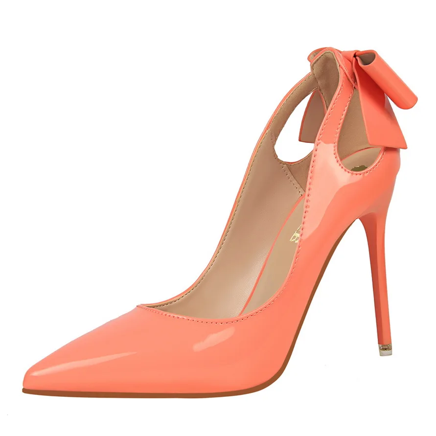 
3168-8 Korean version sexy high-heeled shoes thin with a shallow mouth pointed patent leather hollow after the bow single 