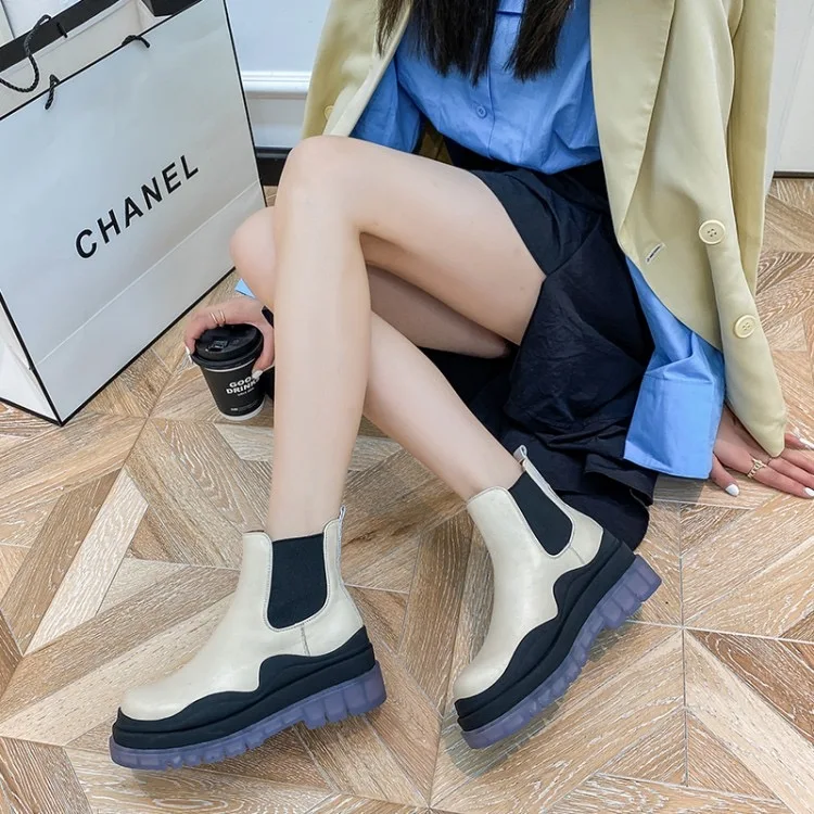 

New Martens Ankle Boots Women Punk Shoes British Style Leather Thick Bottom Women's Boots casual Martens boots, Black