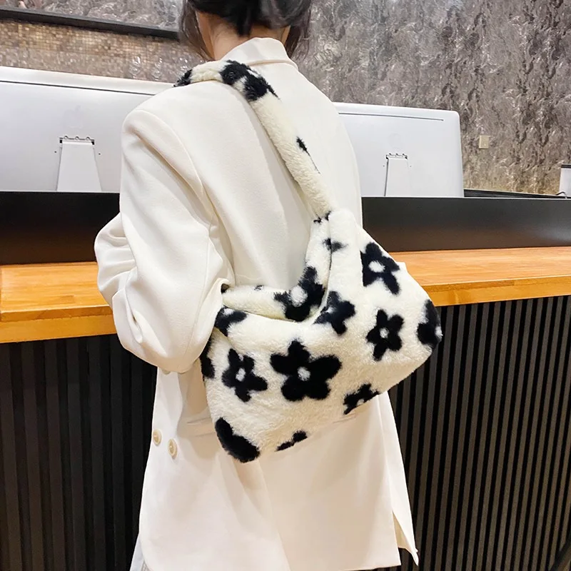 

Flower Print Plush Bag One-shoulder Underarm Dot Bag Soft Cloud Women Handbags