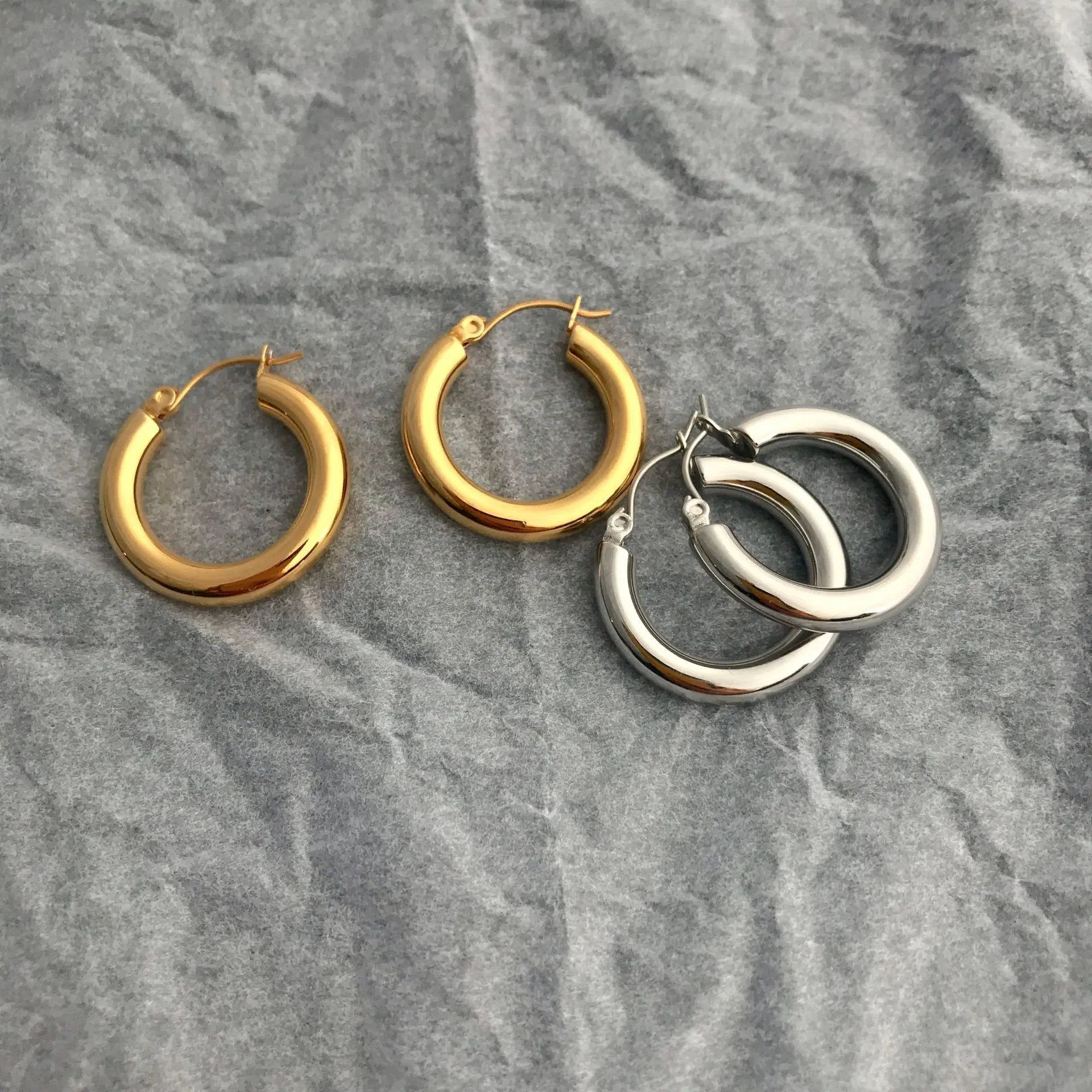 

Precious Jewelry 18k Real Gold plated Minimalist Chunky Hoop Earrings Circle Round Solid Stainless Steel Earrings, Gold color