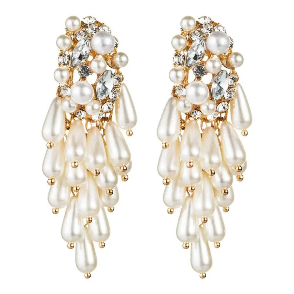 

Multi-layer imitation pearl grape cluster flowers set water diamond earrings female retro elegant temperament earrings, As pic show
