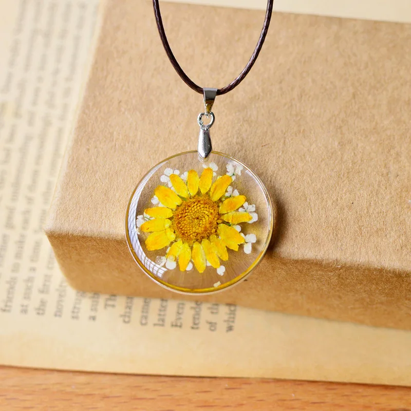 

Fashion Round Ball Glass Pendant Jewelry Waxed Rope Chain Handmade Dried Sunflower Pendant Necklace, Colorful