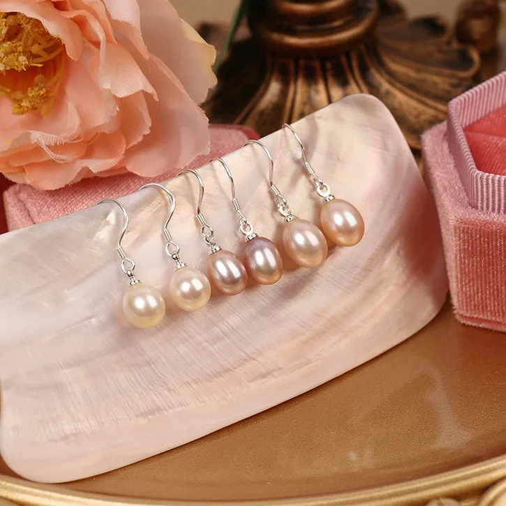 

Hot Selling Classic Style Natural Pearl Earrings Trendy 925 Sterling Silver Water Drop Shape Freshwater Pearl Earrings