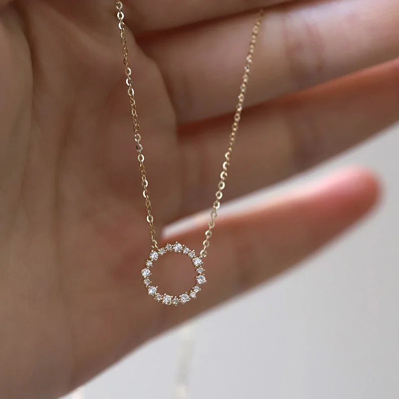 

Elegant Round Shape Sterling Silver Plated With 14K Gold Charm Necklace Korean Style Bling Bling Diamond Necklace Jewelry