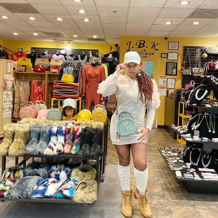 

2021 Customized Fashion Crossbody Luxury Ladies Red NY Hat and Purse Set NY Bag Purses and Handbags for Women, 9 colors