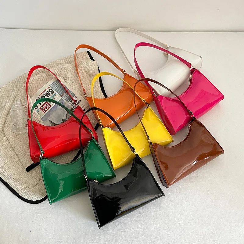 

2022 New French Style Simple ins Fashion Underarm Shoulder Bag Quality Ladies Purses Handbags