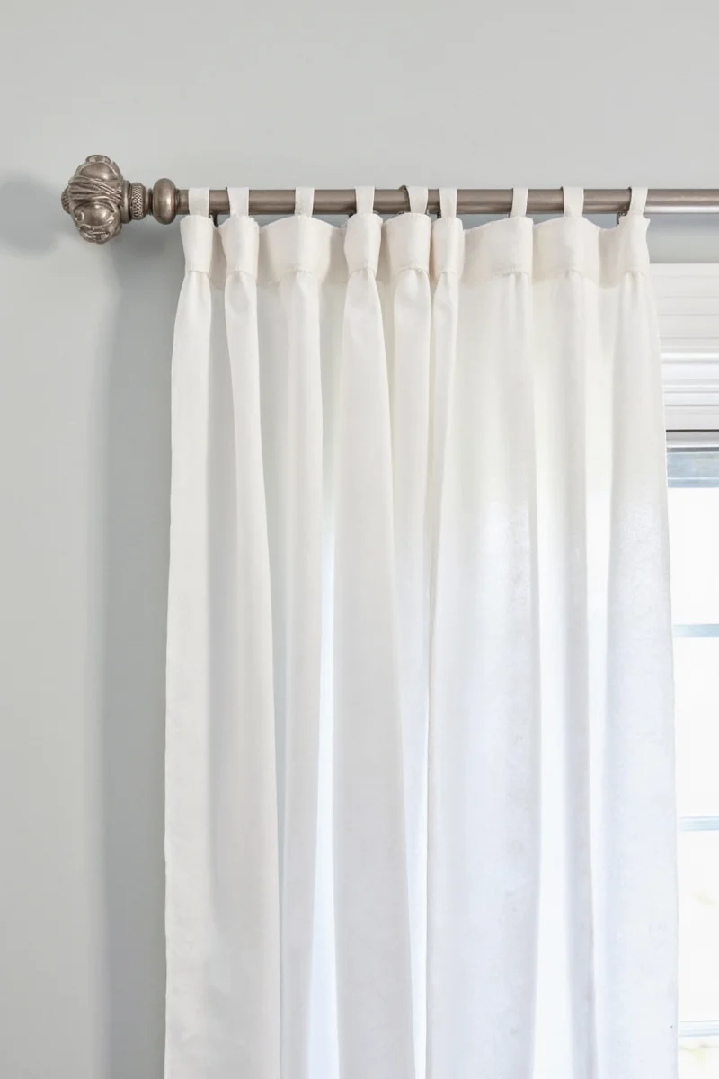 Comparison chart of top command hook curtain rod products