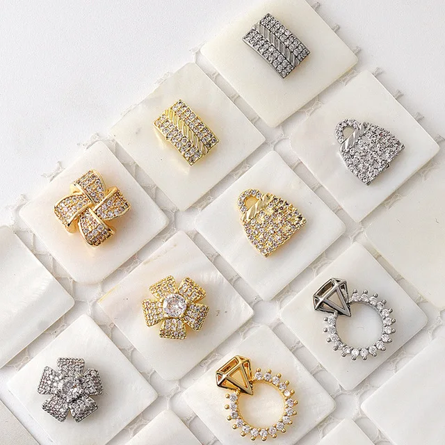 

Paso Sico Nail Art Women Fashion Accessories Diamond Ring Heart Bag Flowers Design Shiny Zircon Diamond Luxury Nail Art Charms