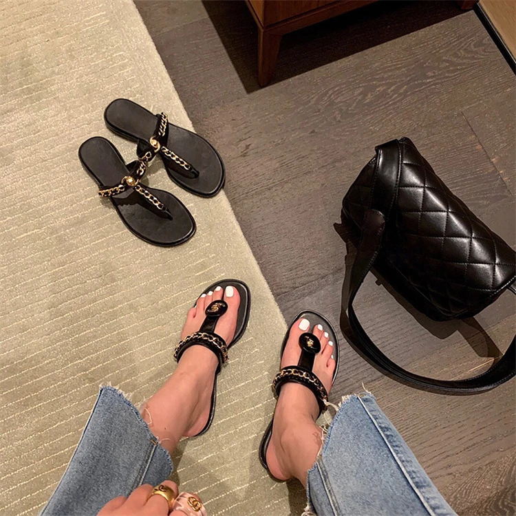 

Women'S 2022 Summer New Metal Chain Buckle Beach Shoes Outer Wear All-Match Slides Designer Women Flat Sandals Flip-Flops
