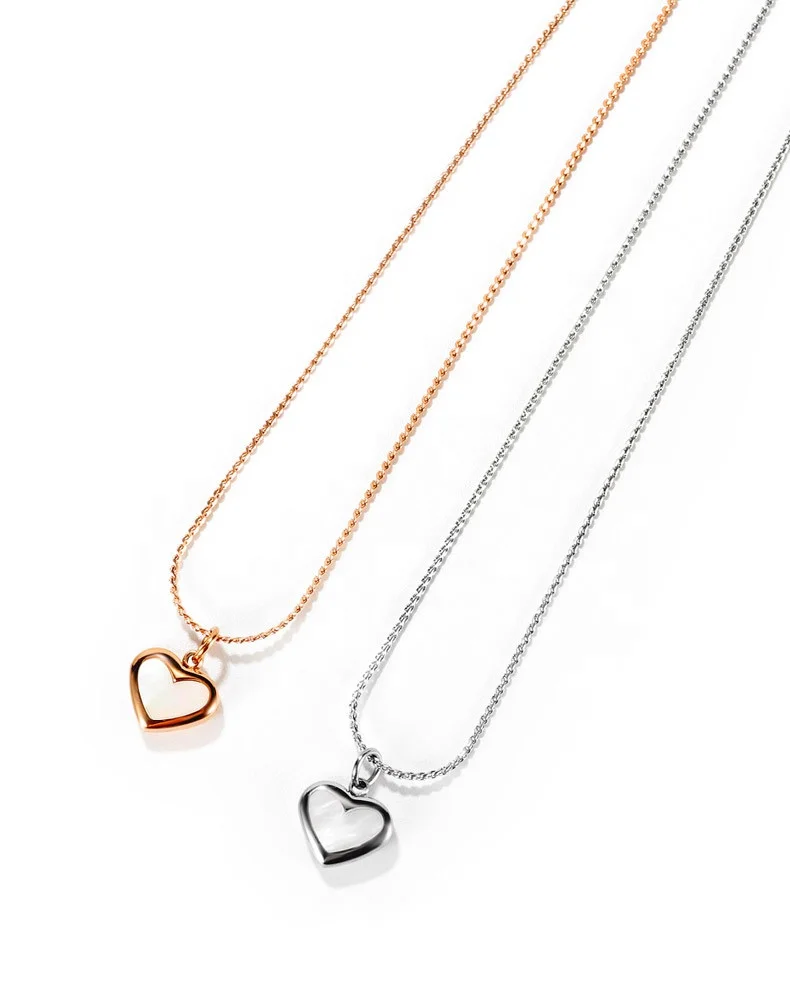 

Fashionable Stainless Steel Women's Necklace Classic Heart Pendant Necklace Simple Temperament Women's Necklace, Picture