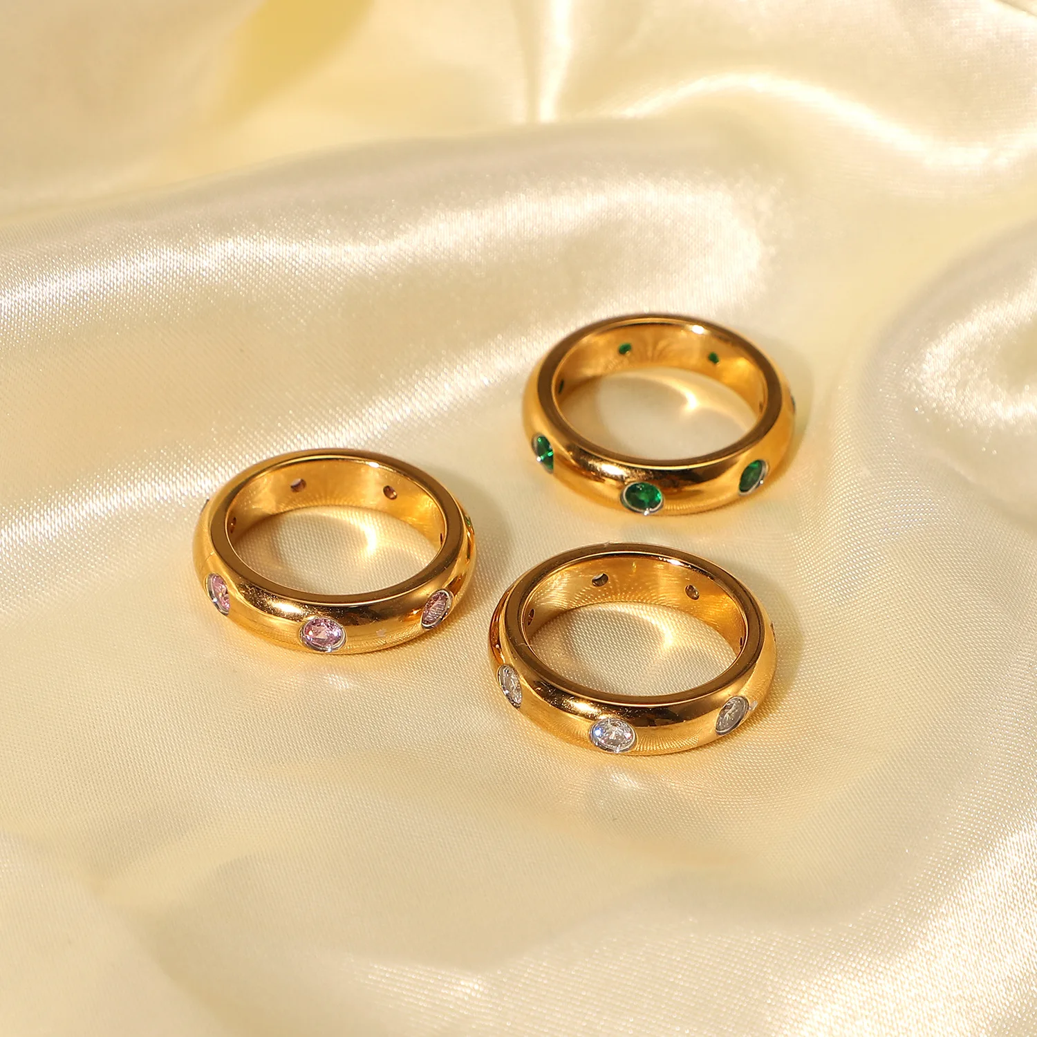 

INS net red 18K gold stainless steel retro micro-set green powder white zircon ring index finger knuckle ring, Picture