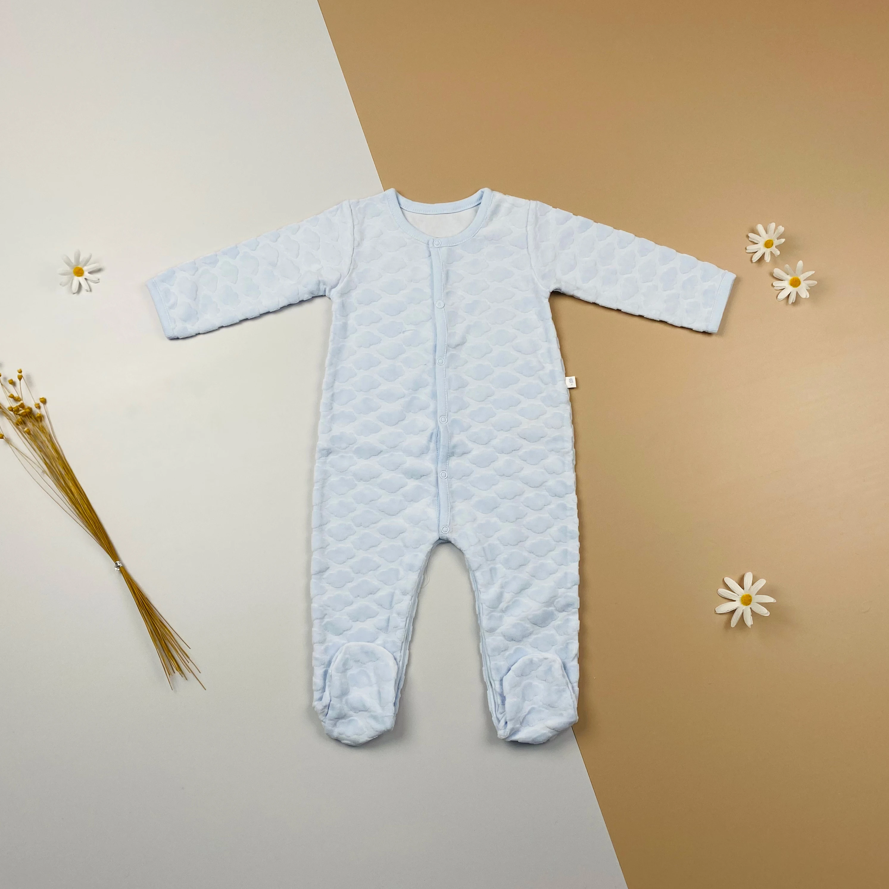 

Factory Price Cloud pattern Blue Round Neck Safe And Comfortable Soft Cotton Long Sleeve Custom Baby Romper, Customizable