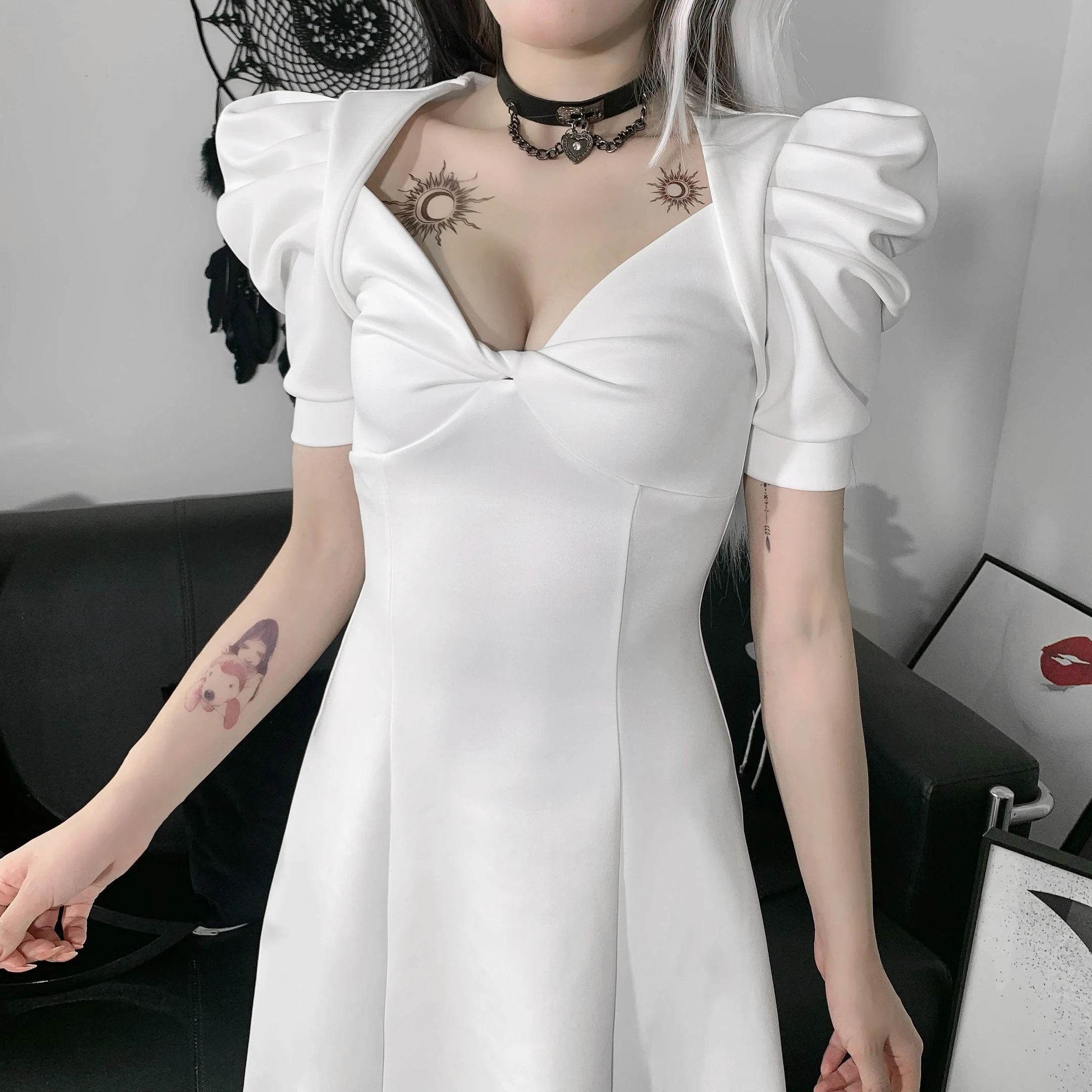 

New style knee length puff sleeve sexy dresses v neck solid dresses women lady elegant