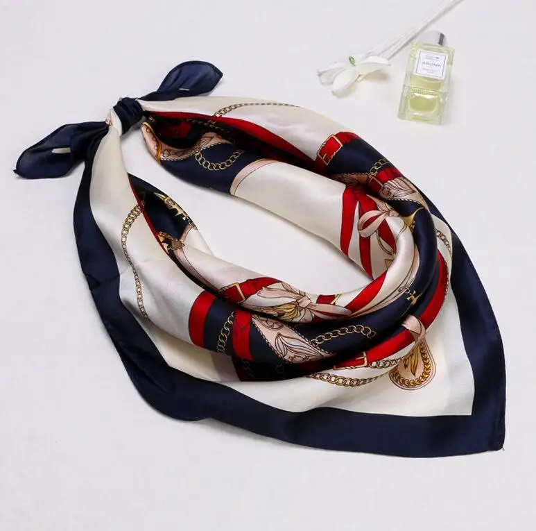 女性时尚缎丝绸阿拉伯广场头巾