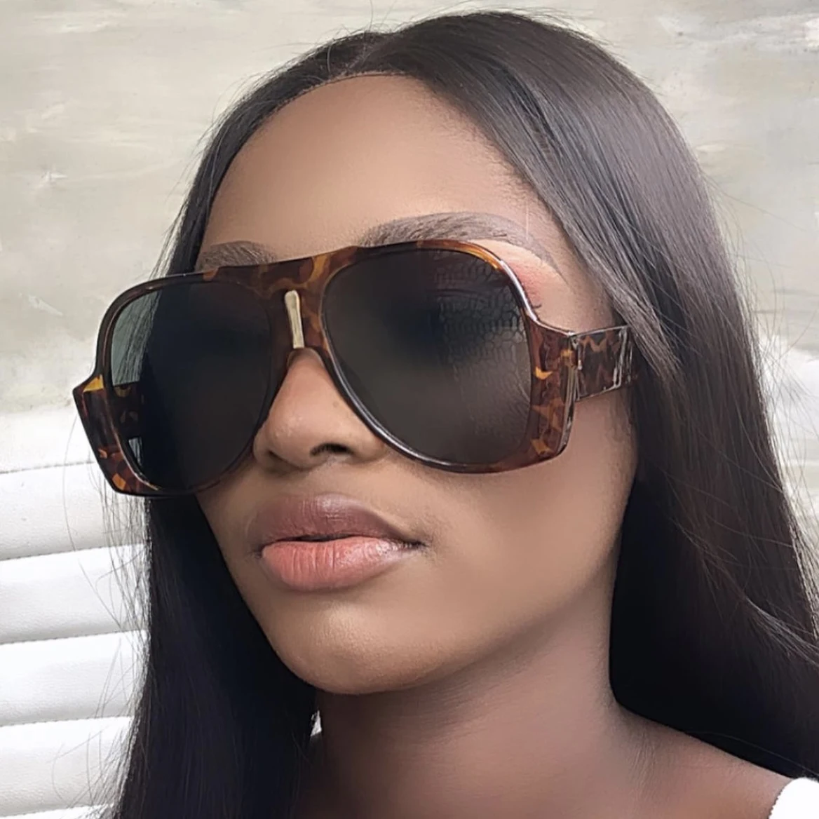

Twooo 9113 New Arrival Oval PC Frame Men Women Fashion Sunglasses
