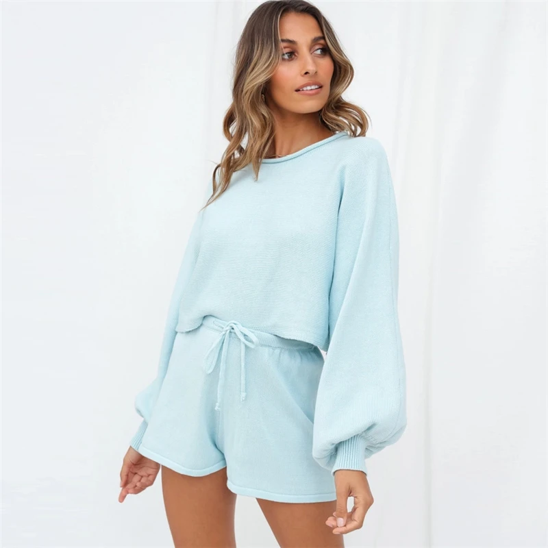 

Factory wholesale 2021 spring European new style puff sleeve top shorts suit sexy two-piece sweater female