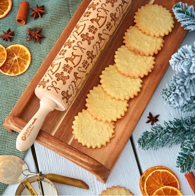 

Hello selected dropshipping GINGERBREAD MEN ROLLING PIN, Natural