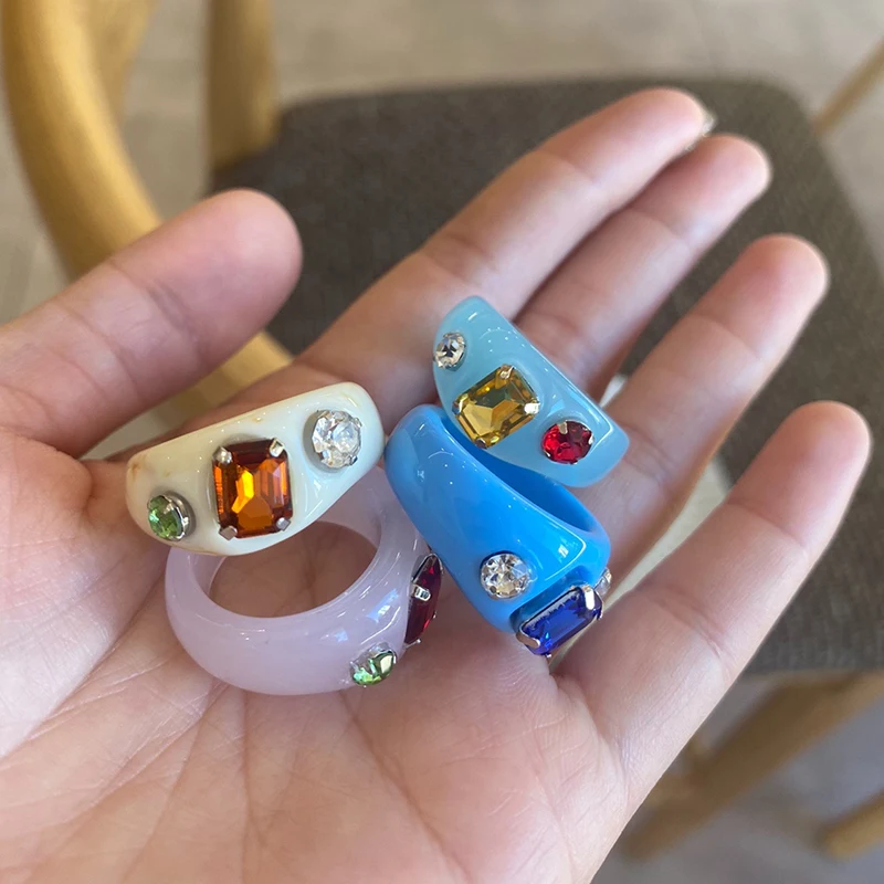 

4 Colors Size 7 Multi Rhinestone Resin Irregular Rings Wide Chunky Geometric Rings for Women Cute Retro Statement Jewelry 2021