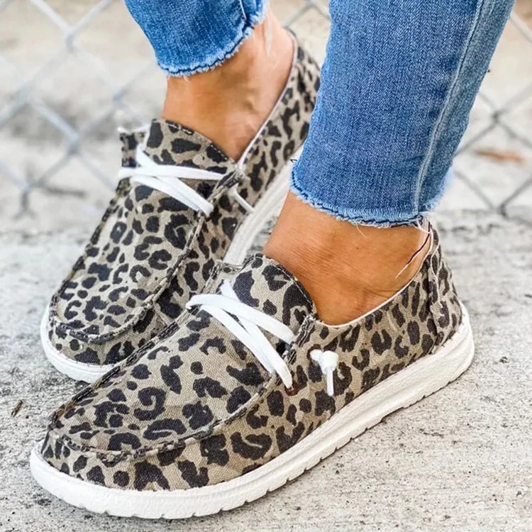 

2021 Large Size Casual Women Leopard Printed Flat Canvas Shoes Outdoor Comfortable Solid Color Lightweight Gypsy Jazz Boat Shoes